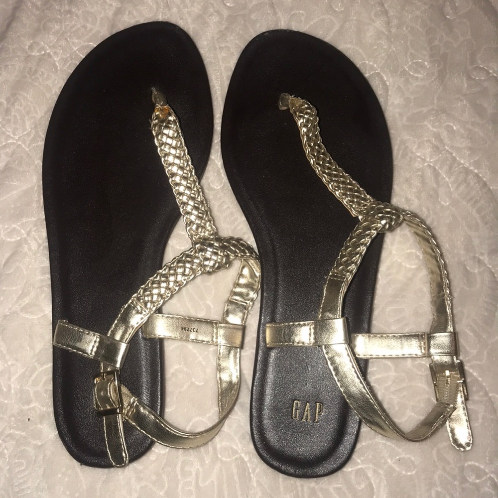 Gap sandals, size 8